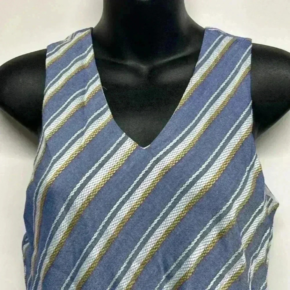 Parsley, in stage size small Octavia dress - Picture 4 of 13